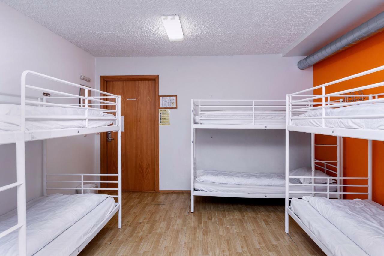 Capital-Inn Hostel Рейк'явік Екстер'єр фото
